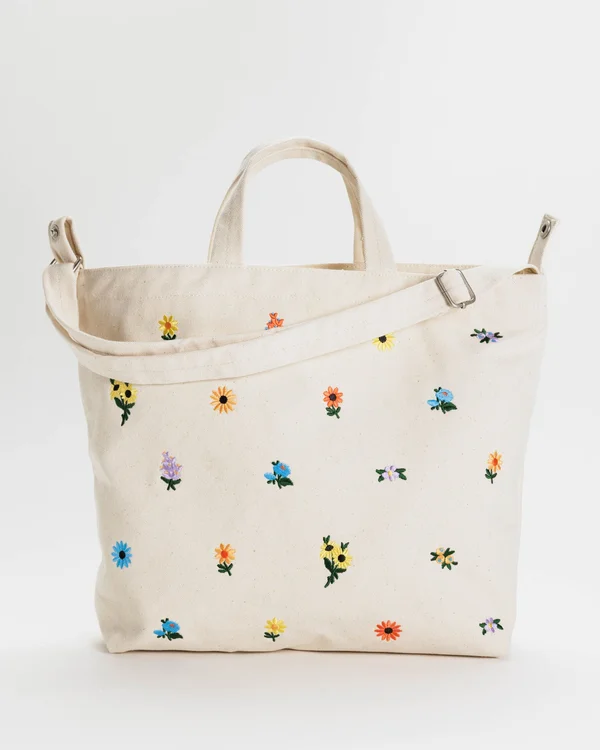 Horizontal Zip Duck Bag - Embroidered Ditsy Floral - Size: OS