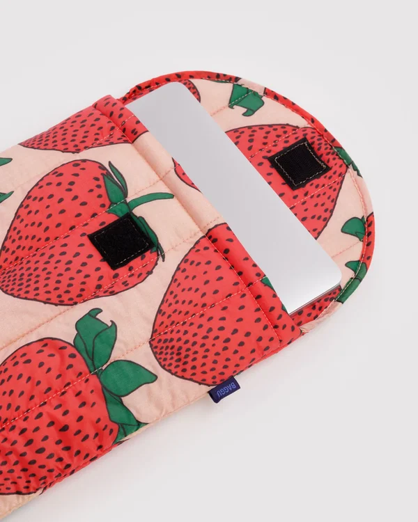 Puffy Laptop Sleeve 13"/14" - Strawberry - Material: ripstop-nylon