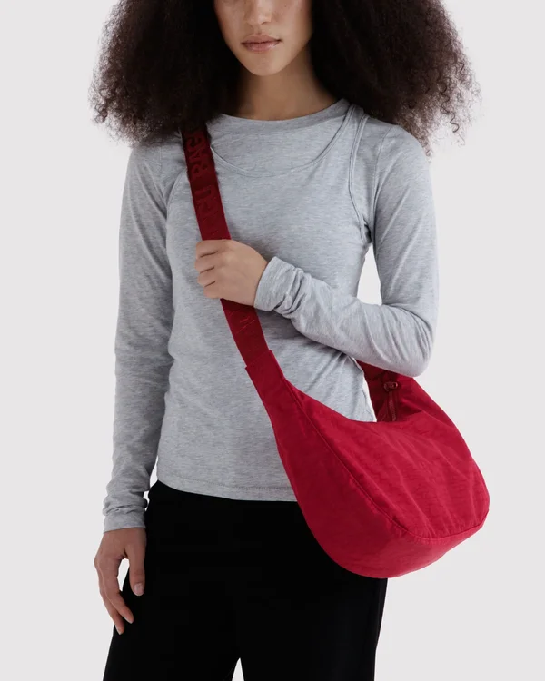 Medium Nylon Crescent Bag - Cherry - Material: heavyweight-nylon